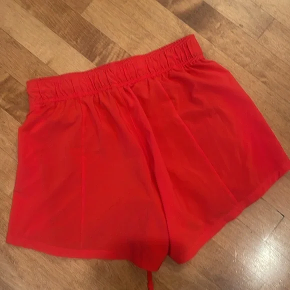 Women’s Nike line shorts small new without tags - Picture 5 of 5